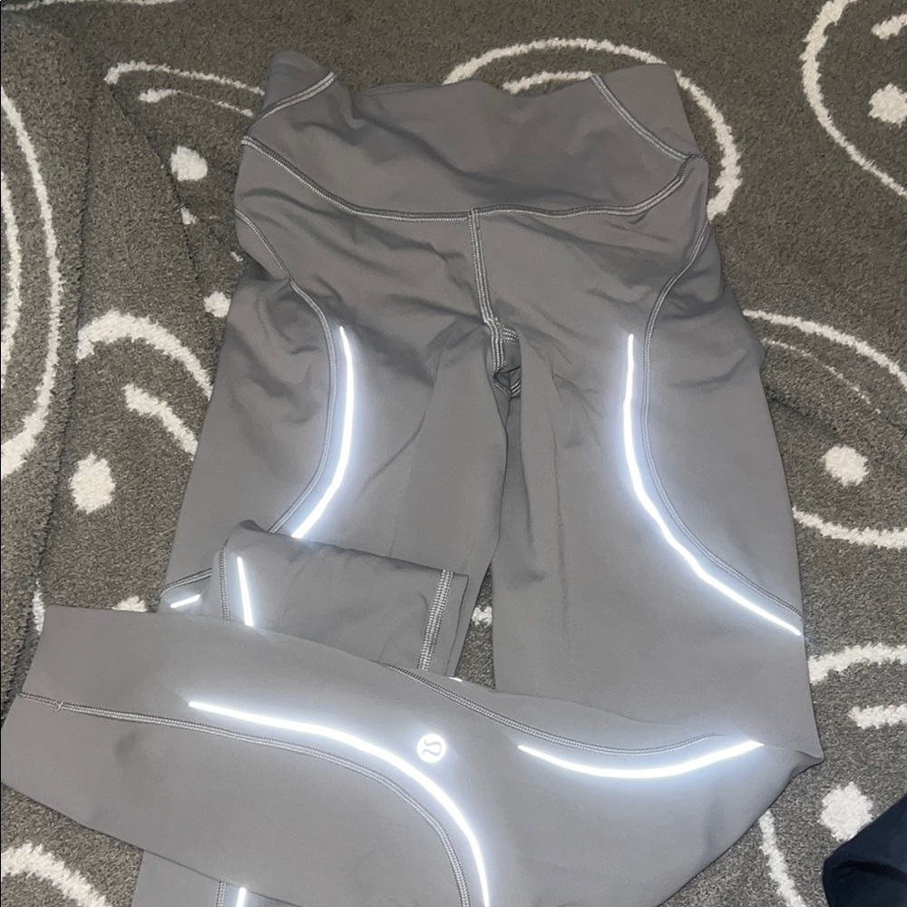 Lululemon Gray Reflective Leggings